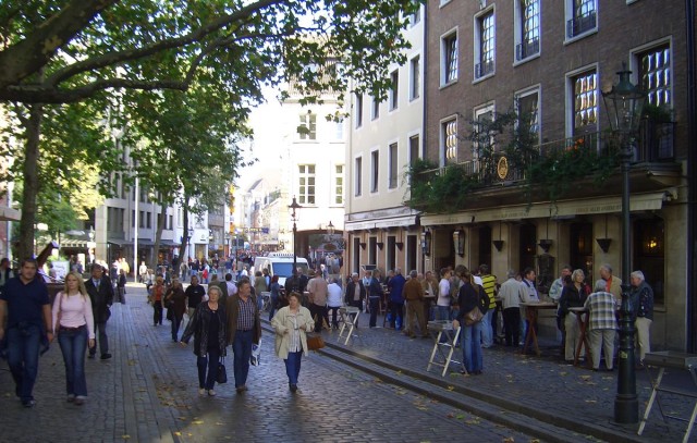 Старая часть города Дюссельдорф - Альтштадт (Altstadt)