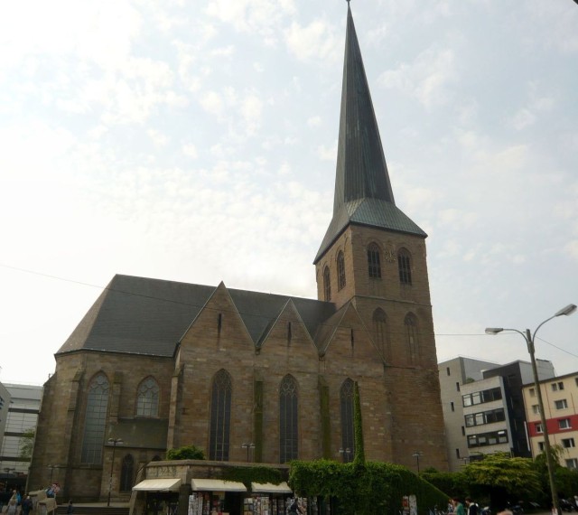 Церковь Святого Петра (Petrikirche)