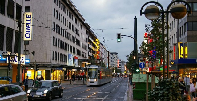 Шадовштрассе (Schadowstraße).