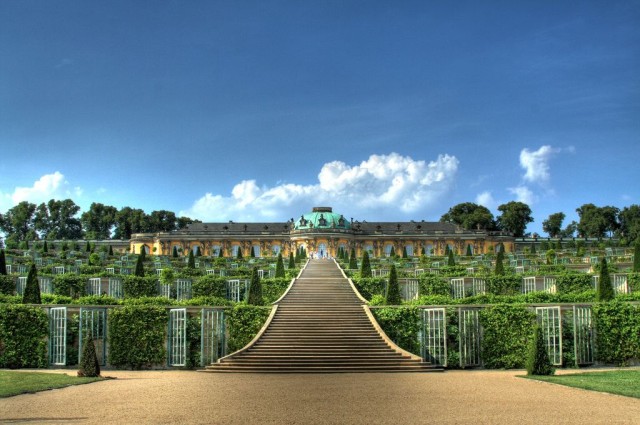 Дворцово-парковый комплекс Сан-Суси (Schloss Sanssouci im Park Sanssouci)