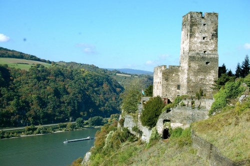 Замок Гутенфельс (Burg Gutenfels) 