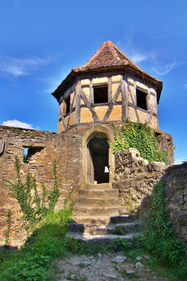 Крепость Хорнберг (Burg Hornberg)