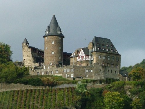 Замок Шталек (Burg Stahleck)