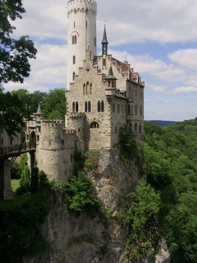 Замок Лихтенштейн (Schloss Lichtenstein)