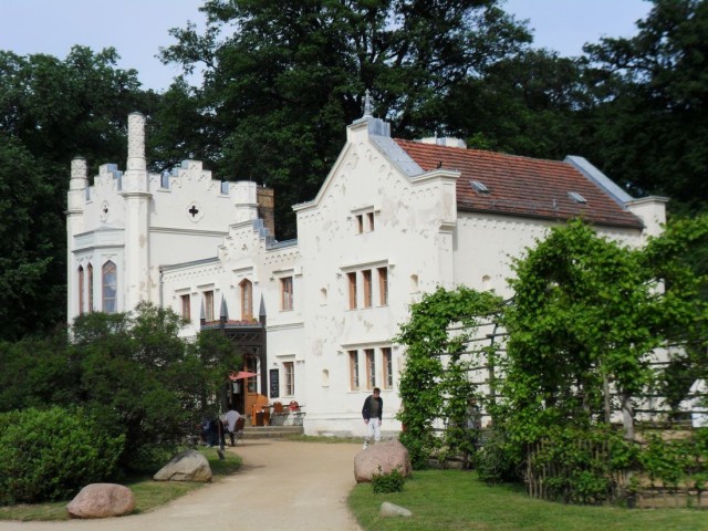 Малый дворец (Kleines Schloss)