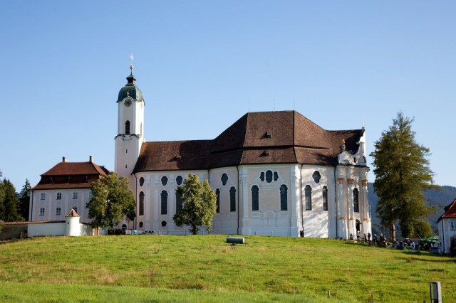 Паломническая церковь в деревне Вис