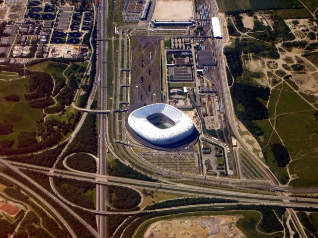Инфраструктура вокруг стадиона «Альянц Арена»
