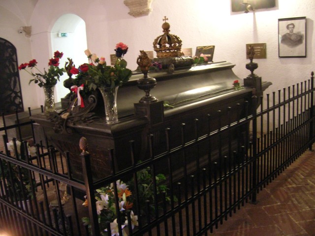 Усыпальница церкви Святого Михаила - место захоронения Людвига II