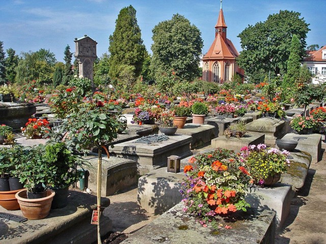 Кладбище святого Иоанна (Johannisfriedhof)
