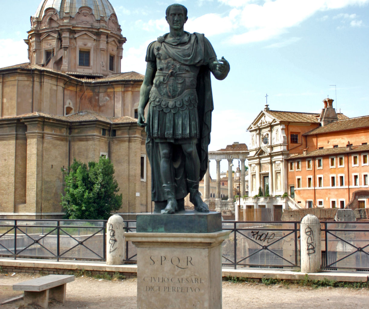 Статуя Цезаря
