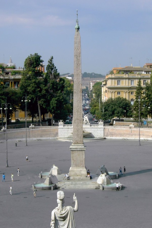 Обелиск Фламиния (L'Obelisco Flaminio)