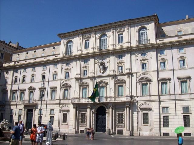 Дворец Памфили (Palazzo Pamphilj)