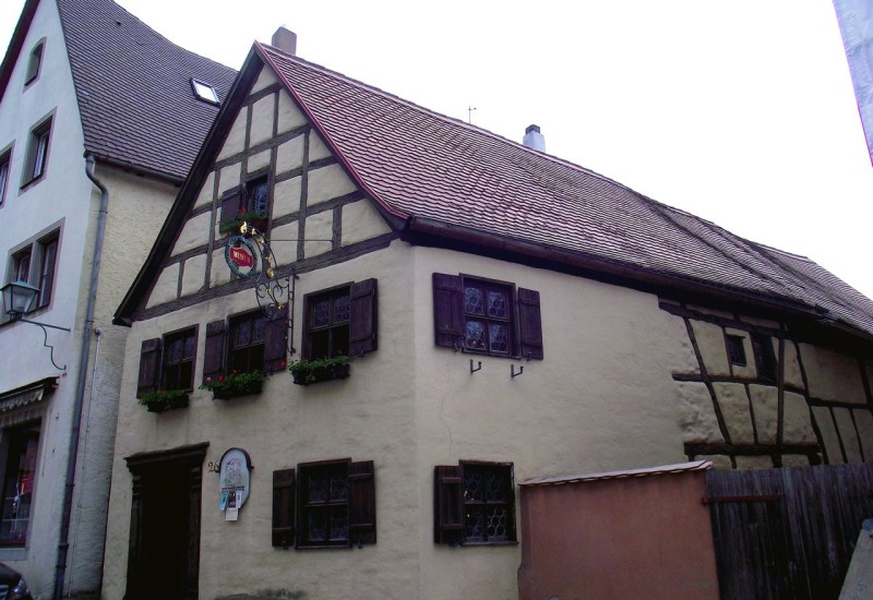 Музей «Староротенбургский дом ремесел» (Alt-Rothenburger Handwerkerhauschen) 