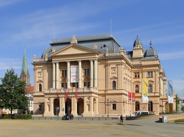 Мекленбургский государственный театр Шверина (Mecklenburgisches Staatstheater Schwerin)