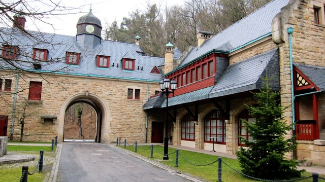 Замок-отель «Вольфсбруннен» (Schloss Hotel Wolfsbrunnen)