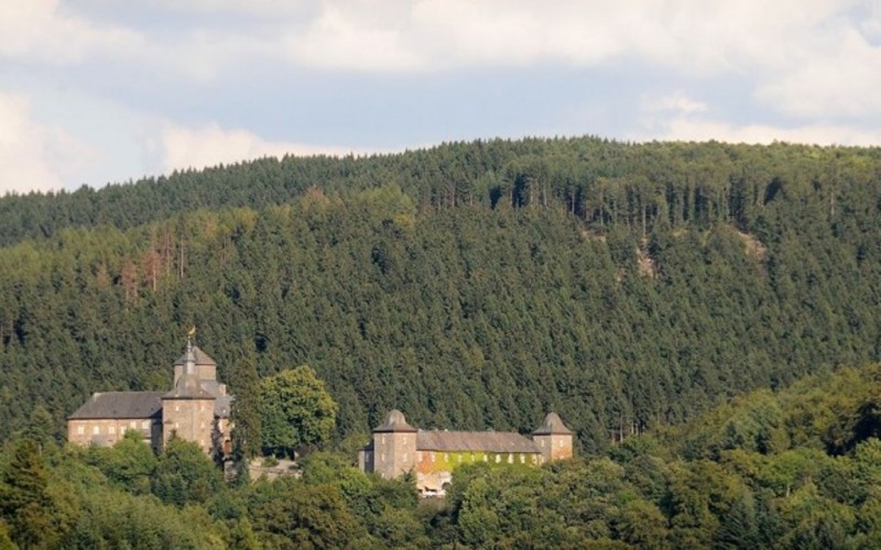 Замок Шнелленберг