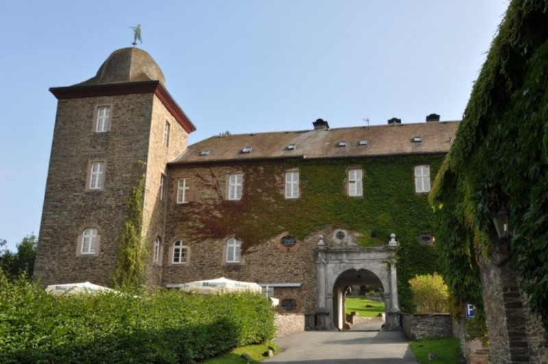 Замок Шнелленберг