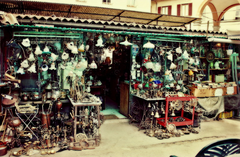 Блошиный рынок  Delle Pulci