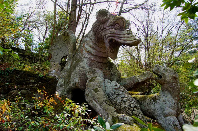 Сад чудовищ (Parco dei Mostri) в Бомарцо