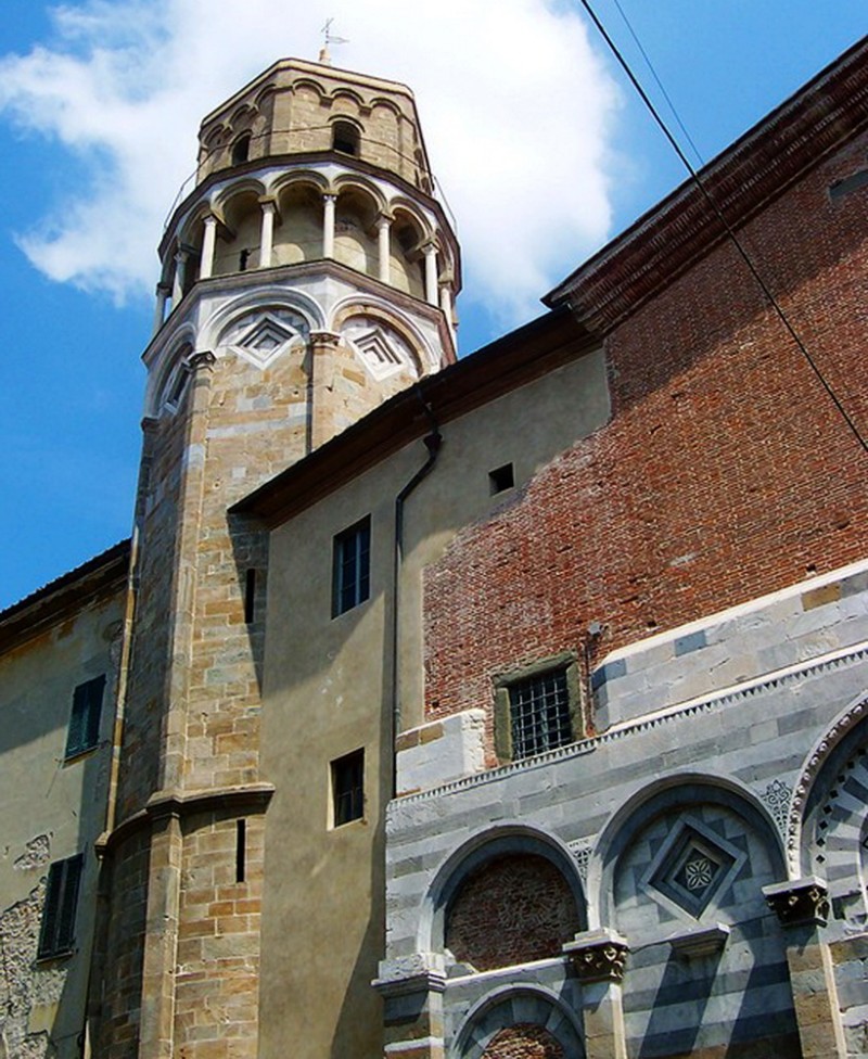 Колокольня церкви святого Николая (Chiesa di San Nicola)