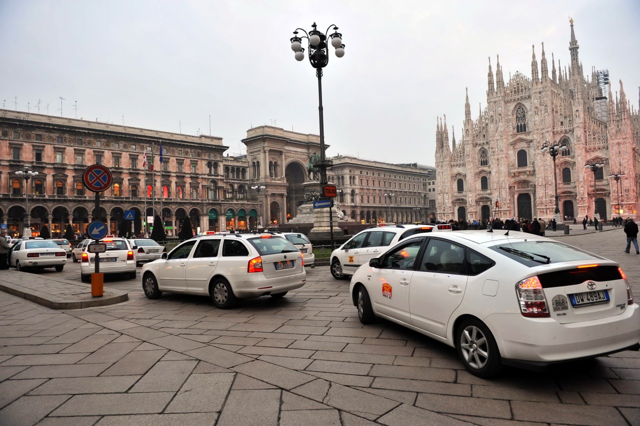 Миланское такси